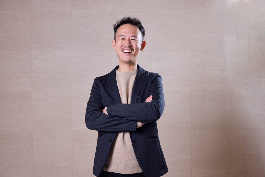 民泊のポテンシャルの高さに魅力を感じて、のめり込んでます。